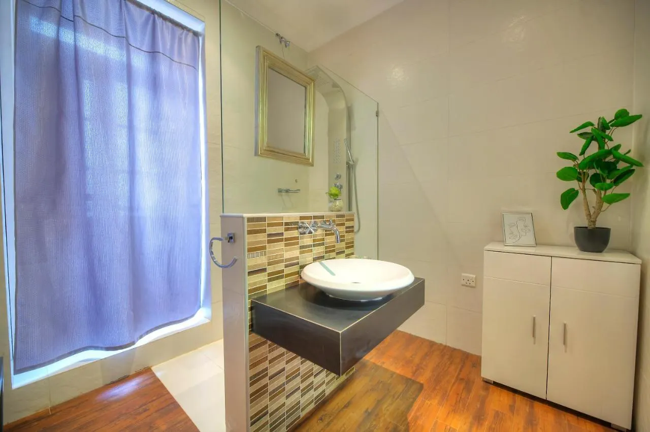 Chic 2Bedroom Apartment Near Sliema Ferries Cesi1-1