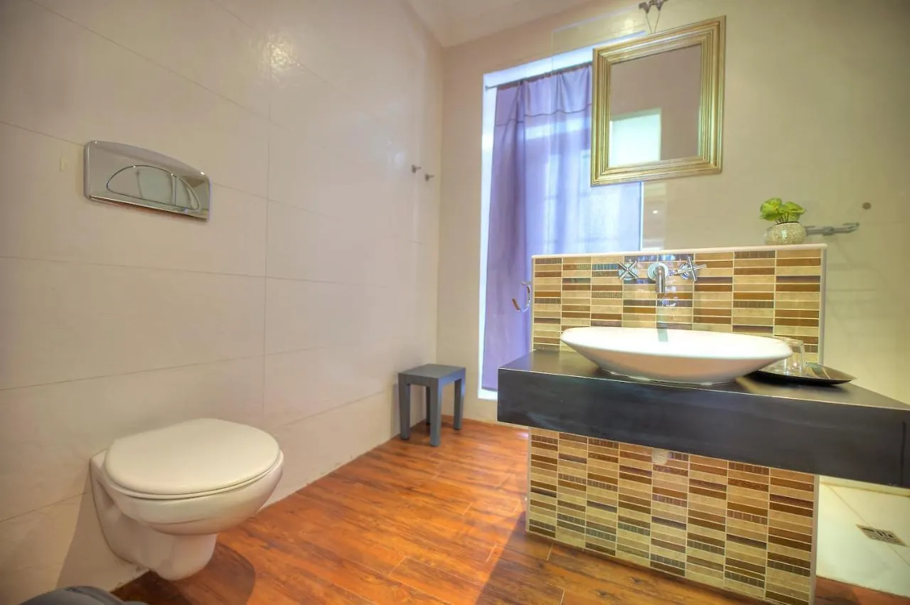 Chic 2Bedroom Apartment Near Sliema Ferries Cesi1-1